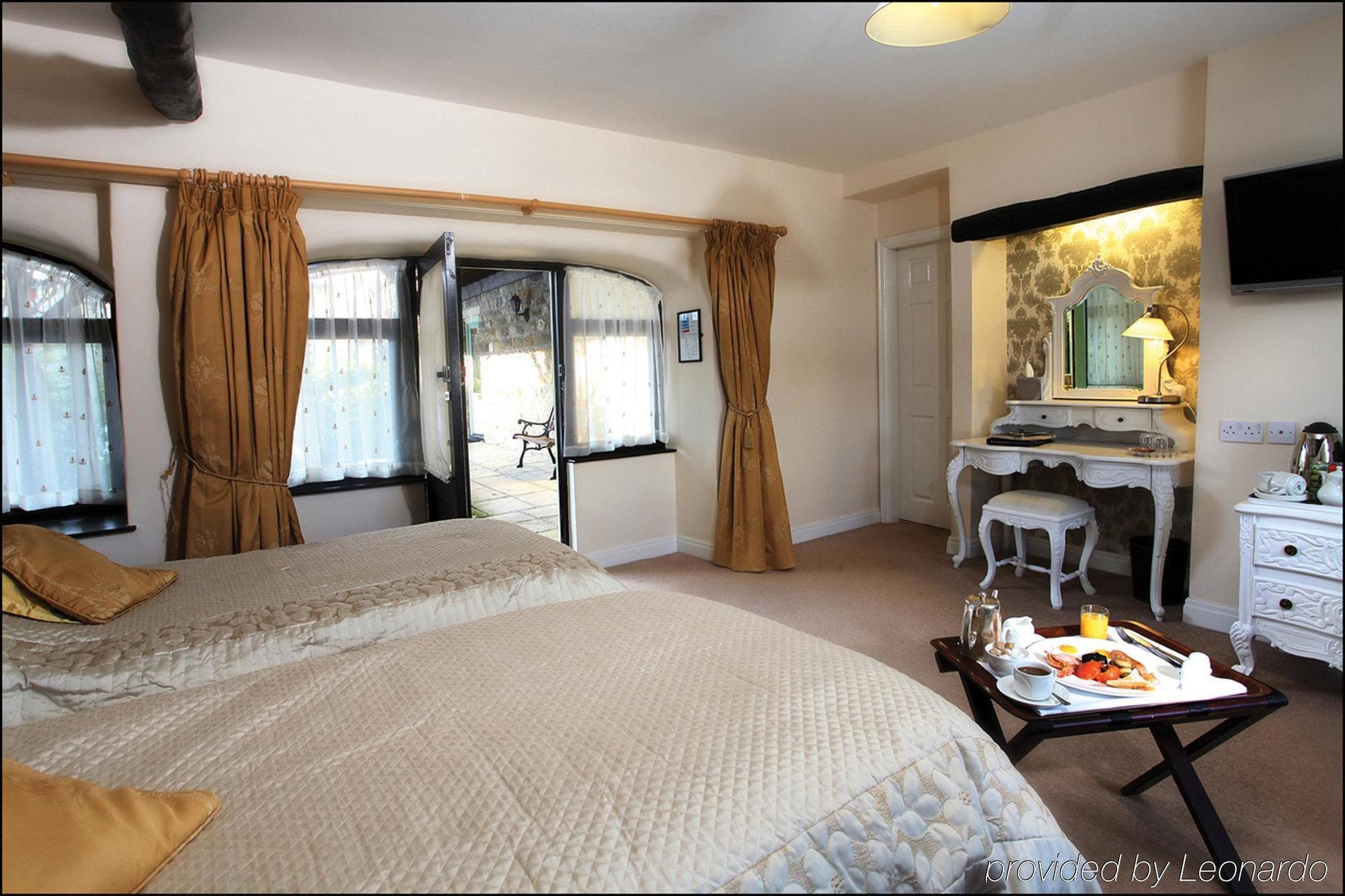 Ox Pasture Hall 4* Scarborough