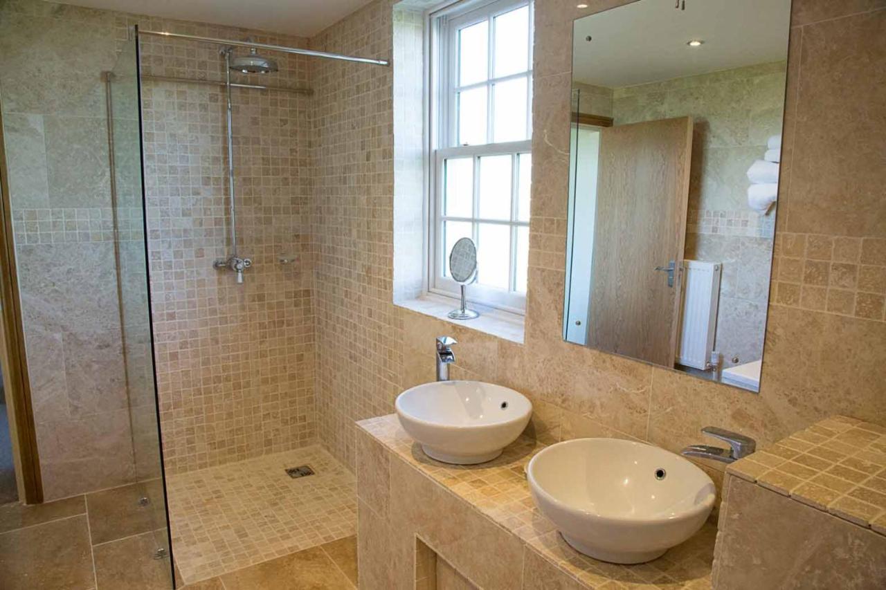 Ox Pasture Hall 4*